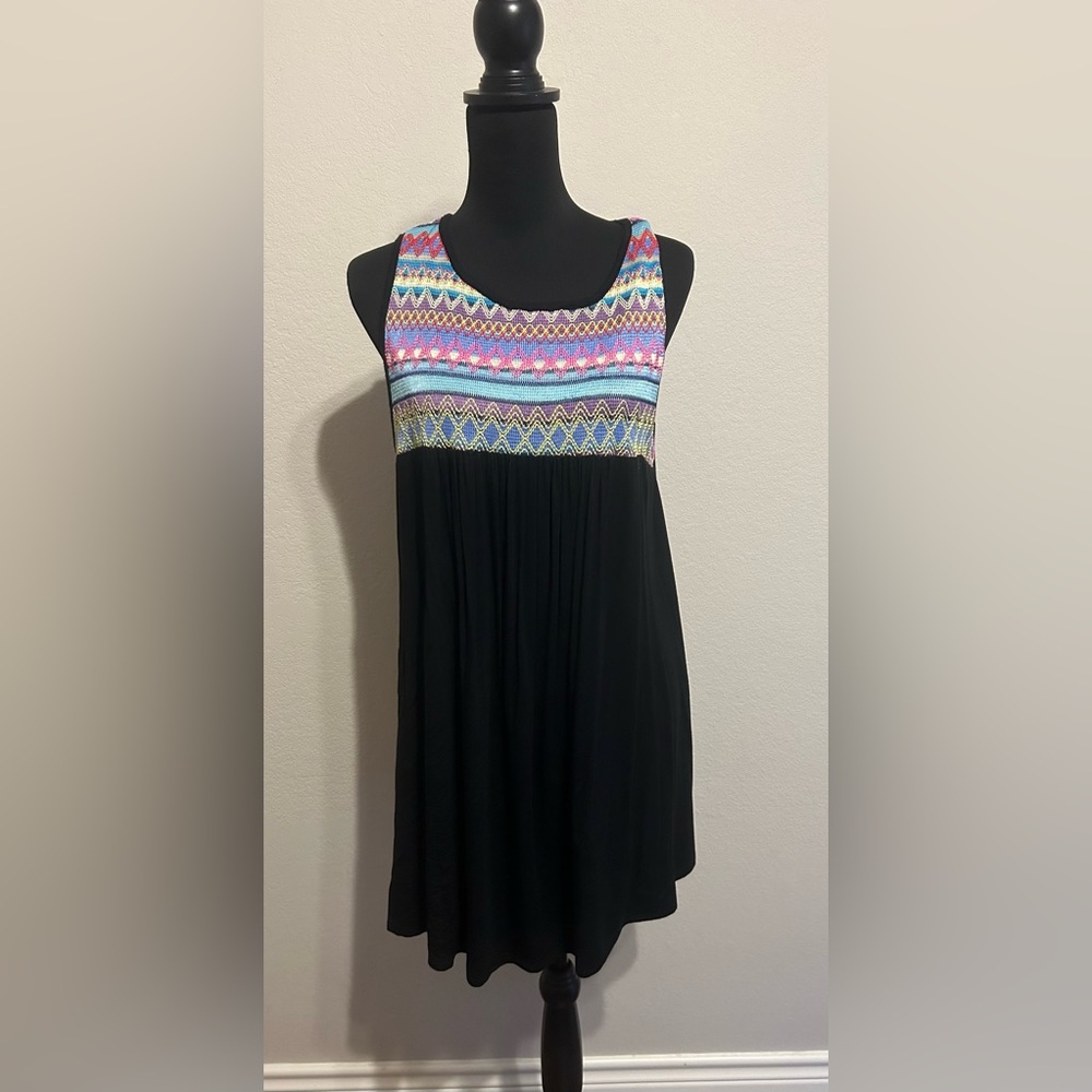 Women’s tank with embroidery on top